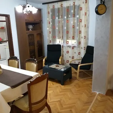 Apartman Lara Nyaraló *